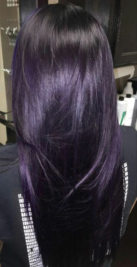 Dark Purple Hair, Hair Tint, Violet Hair, Hair Streaks, Hair Dye Ideas, Pretty Hair Color, Dye Colors, Hair Stylies, Dye My Hair