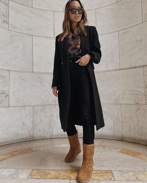 Low maintenance, high impact. #UGGlife @linhniller Ugg Tall Boots Outfit, Tall Uggs Outfit, Tall Boots Outfit Winter, Ugg Outfits Winter, Tall Ugg Boots Outfit, Rainy Winter Outfit, Zurich Winter, New York Outfits Spring, Tall Boots Outfit