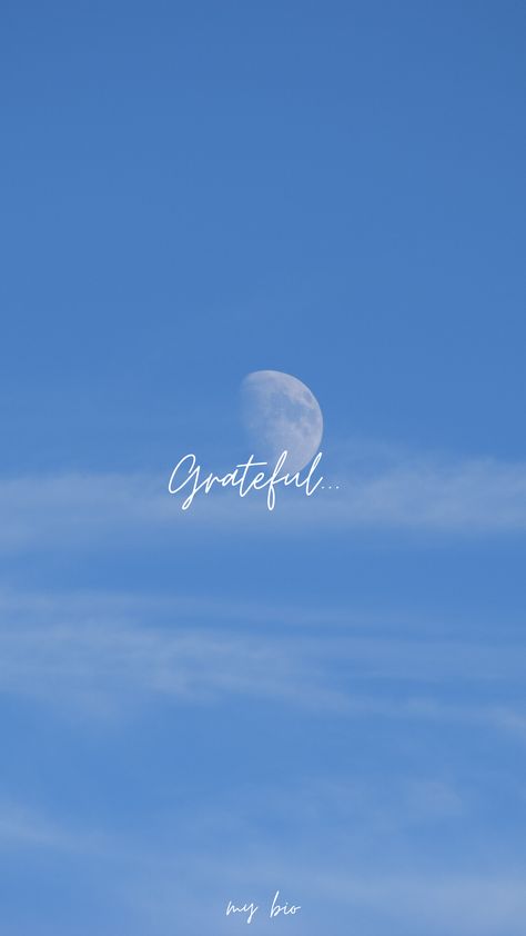 Grateful Quotes Wallpaper Iphone, Gratitude Quotes Wallpaper, Nice Quotes Wallpaper, Aesthetic Peace Quotes, Quotes For Gratefulness, Quotes In Blue Aesthetic, Grateful Quotes Wallpaper, Cute Wallpapers With Words, Gratitude Wallpaper Iphone