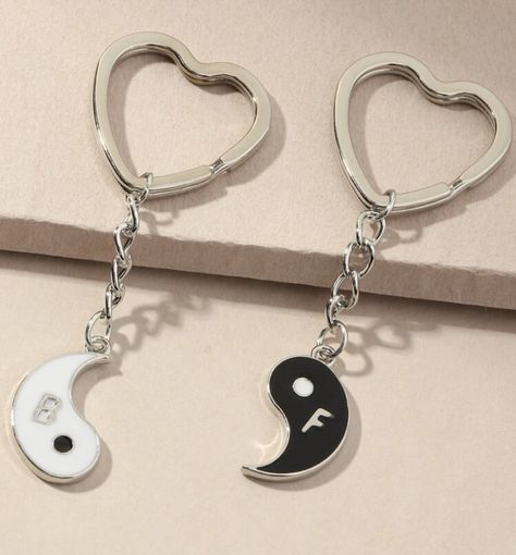 Bff Keychain, Best Friend Match, Clay Keychain, Matching Keychains, Ying Yang, Keychain Set, Birthday Wishlist, Cute Keychain, Purse Accessories