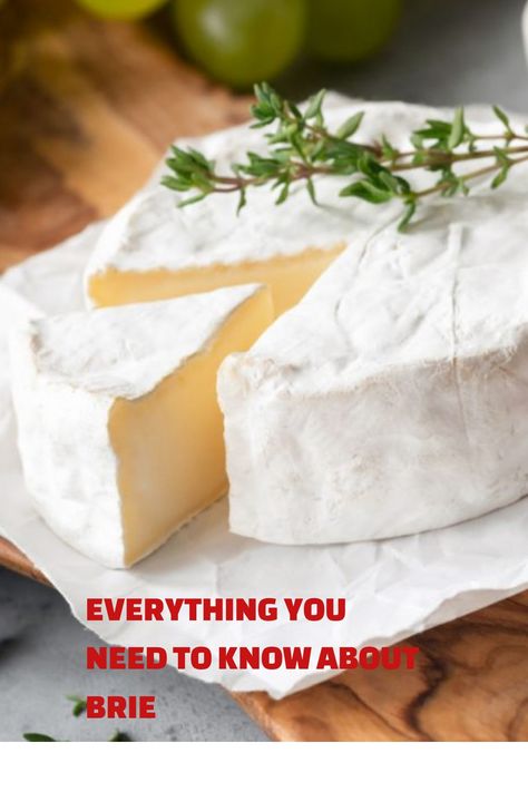 Brie is the essential soft cheese of France. Find out the best ways to eat it, what to eat it with and where you can try it yourself. Brea Cheese, How To Eat Brie, Brie Cheese Recipes, Truffle Cheese, Healthy Cheese, Cheese Brands, Spreadable Cheese, Brie Recipes, Food Innovation