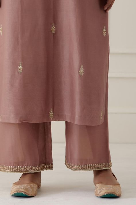 Buy Ikshita Choudhary Pink Chanderi Silk Kurta And Pant Set Online | Aza Fashions Ikshita Choudhary, Chanderi Suits Design, Organza Kurta, Embroidery Dress Pattern, Simple Lehenga, Fashion Top Outfits, Dusty Rose Pink, Silk Kurta, Embroidered Pants