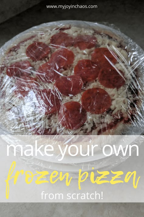 Quit buying frozen pizzas that don't live up to the hype. Instead, make your own frozen pizzas from scratch! I've included recipes for my homemade pizza crust and homemade pizza sauce plus instructions for assembling frozen pizzas the whole family will love! Homemade Frozen Pizzas, How To Freeze Homemade Pizza Dough, Homemade Freezer Pizza, Frozen Pizza Recipe, Frozen Pizza Dough Recipe, Make Ahead Pizza Crust, Diy Frozen Pizza, Freezing Homemade Pizza, Make Ahead Pizza