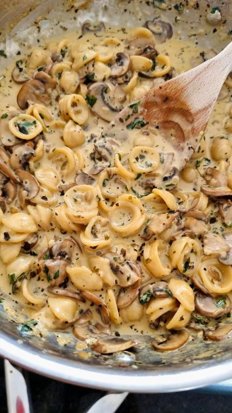 Spaghetti Recipes Mushrooms, Orecchiette Pasta Recipes Mushroom, Mushroom And Cream Pasta, Triple Mushroom Pasta, Pasta Mashrom, Cremini Mushroom Pasta, Dinner Ideas Mushrooms, Mushroom Ricotta Pasta, Cream Mushroom Pasta