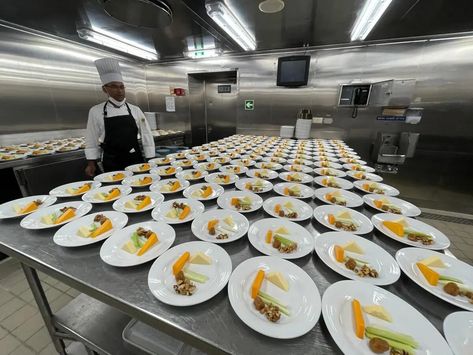 10 things you didn't know about cruise ship kitchens and food Icon Of The Seas, Meal Service, Main Dining Room, Royal Caribbean Ships, Celebrity Cruises, Carnival Cruise, Reduce Food Waste, Cruise Ships, Royal Caribbean