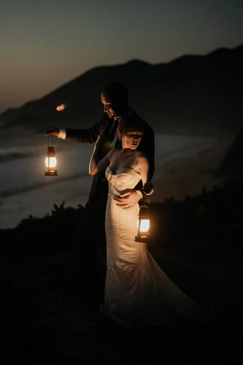 Whimsical and Romantic Big Sur Elopement — Henry Tieu Photography Lantern Photography, Elopement Picnic, Pre Wedding Photoshoot Beach, Picnic On The Beach, Shooting Couple, Sunset Elopement, Big Sur Elopement, Elopement Beach, Wedding Photoshoot Props