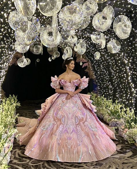 Gown Debut Debutante 18th, 18th Birthday Gowns Debutante, Gown 18th Birthday, Gowns For Debut, Debutante Dresses Filipino, 18th Birthday Gown, Debut Gowns Filipino, Filipino Debut Dress, Debut Philippines