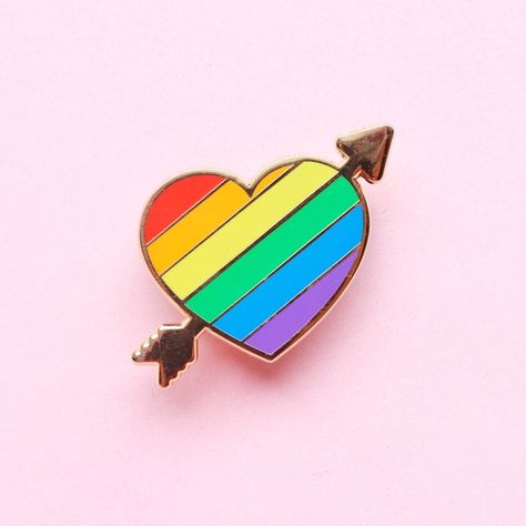 Heart Backpack, Pride Pins, Gothic Things, Pride Stuff, Backpack Pins, Lgbt Art, Patches And Pins, Pride Outfit, Heart Pin