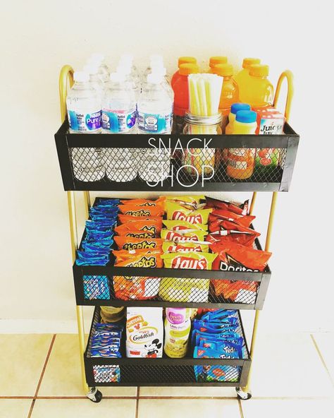 Best Snacks For Work Desk, Snack Ideas From Store, Diy Snack Stand, Snack Trolley Ideas, Snack Store Ideas, Snack Store For Chores, Classroom Snack Station, Snack Cart Ideas For Home, Snack Cart For Room