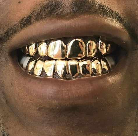 𝔉𝔬𝔩𝔩𝔬𝔴 𝖋𝖔𝖗 𝖒𝖔𝖗𝖊 𝖕𝖎𝖓𝖘🦋 Gold Teeth Grills, Mouth Grills, Teeth Aesthetic, Teeth Drawing, Grillz Teeth, Diamond Grillz, Gold Grill, Diamond Teeth, Dope Jewelry Accessories