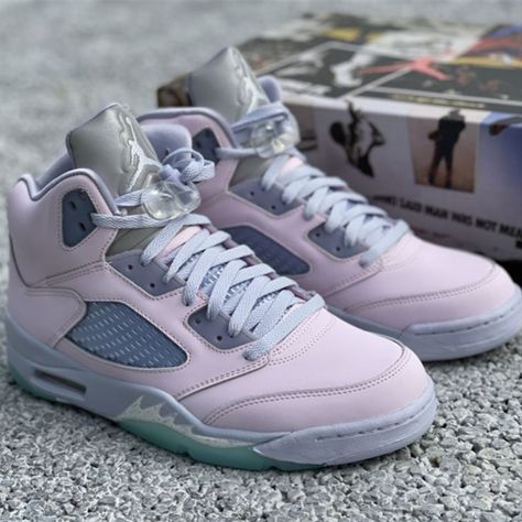 Air Jordan 5 Retro Easter DV0562-600 #airjordan5retroeaster #airjordan5retro #airjordan5 #sayitwityakickz #sneakerbardetroit #solecollector #nike #jumpman23 #jordan5easter #nicekicks #sneakerblog #sneakerblogger #sneaker #sneakers #sneakerhead #sneakerfreak #easternails #eastercrafts #easterbasketideas #easterdesserts #easterdecorations #eastercraftsforkids #easterdinnerideas #eastercraftsfortoddlers #easterrecipes #easternaildesigns Air Jordan 5 Retro Outfits, Asics Women Shoes, Air Jordan Collection, Jordan 5s, Basketball Background, Jordan Collection, Sneaker Bar, Wishlist Shoes, Jordans Retro