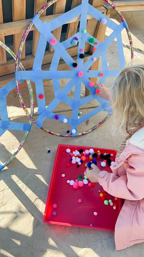 Spider Web Fine Motor Activity - Toddler Approved Bug Activities, Insect Activities, Preschool Fine Motor Activities, Nursery Activities, Toddler Classroom, Preschool Fine Motor, Toddler Arts And Crafts, Baby Learning Activities, Daycare Activities