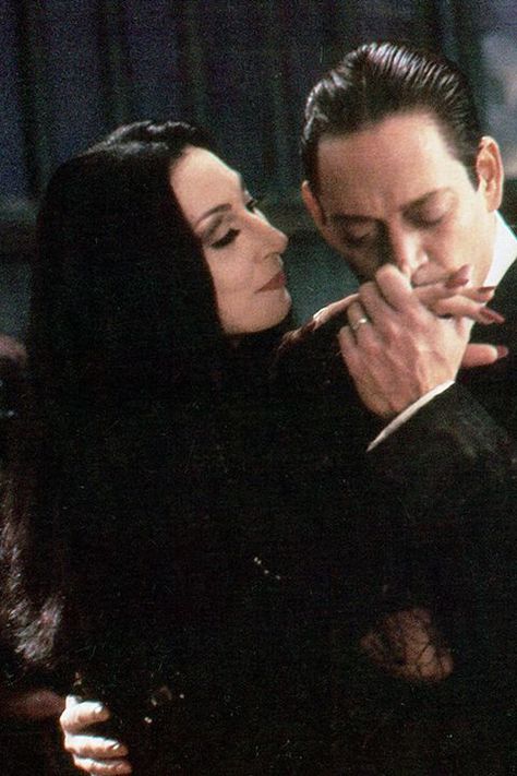 Most Popular Halloween Costumes, Morticia And Gomez, Popular Halloween Costumes, Gomez And Morticia, Idea For Halloween, Anjelica Huston, Morticia Addams, Adams Family, Year One