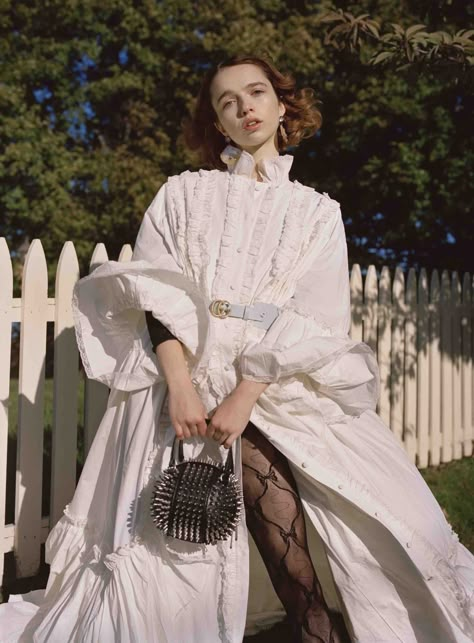 Let The Sun Beat Me Home Gucci Resort 19 Collection Fashion Editorial White Editorial, Wonderland Magazine, Gender Fluid Fashion, Fashion Editorial Photography, Angel Aesthetic, Modern Victorian, Spring Mood, Cover Story, Creative Halloween Costumes