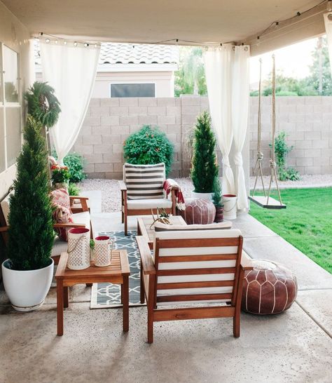 cozy outdoor arizona backyard Cozy Backyard Ideas, Blue Patio Furniture, Patio Furniture Layout, Small Patio Ideas, Backyard Patio Furniture, Outdoor Drapes, Arizona Backyard, Small Patio Furniture, Outdoor Curtains For Patio