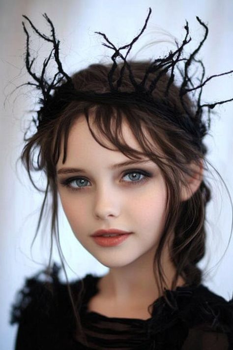 Halloween hairstyles, spooky hairstyles, kids hairstyles Halloween Hairstyles For Kids, Black Headpiece, Black Hair Bun, Purple Streaks, Halloween Hairstyles, Pink Streaks, Choppy Bangs, Blonde With Dark Roots, Tousled Hair