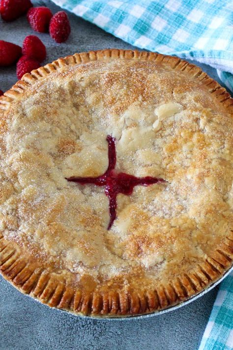 Fresh Raspberry Pie, Summer Tart, Raspberry Pie Recipe, Raspberry Cobbler, Blue Ribbon Recipes, Raspberry Pie, Raspberry Recipes, Just A Pinch Recipes, Favorite Pie