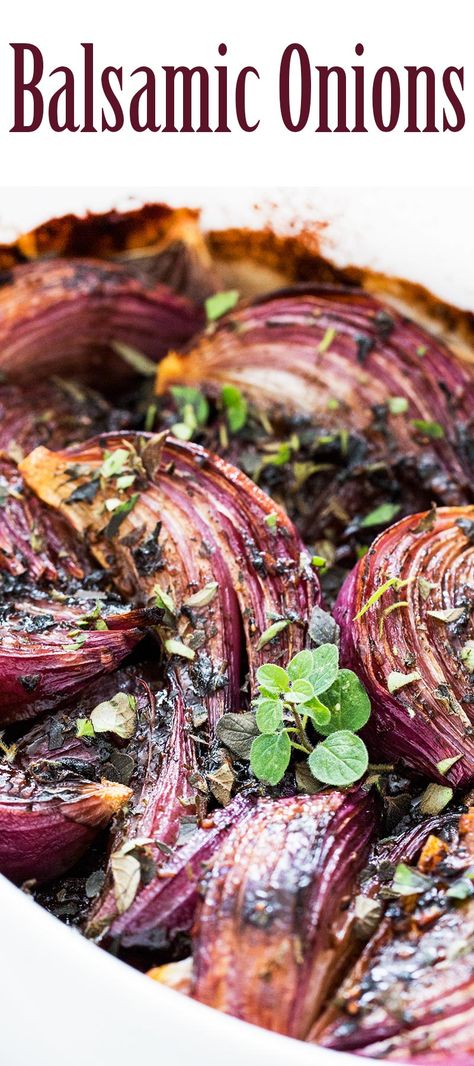 Balsamic-Glazed Red Onions! Such an easy side dish. Great with roast chicken, Thanksgiving, or a vegetarian main dish. Glazed Onions, Red Onion Recipes, Balsamic Onions, Vegetarian Main Dish, Roasted Onions, Vegetarian Main Dishes, Easy Side Dish, Onion Recipes, Thanksgiving Sides