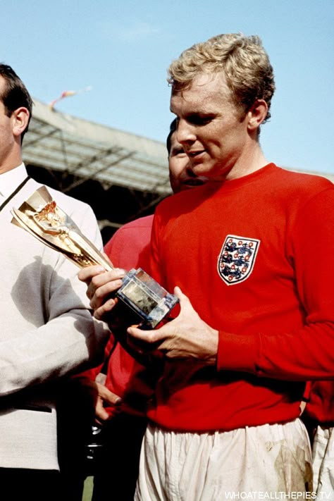 1966 World Cup Final, England Fc, England World Cup, Bobby Moore, 1966 World Cup, Soccer World Cup, West Ham United Fc, England Football Team, Football Photography