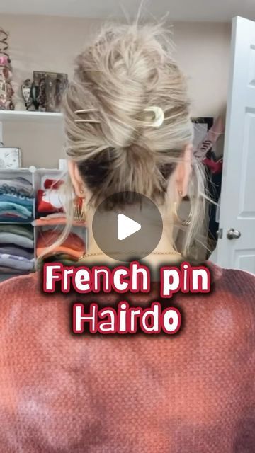 Suzy Turner 🔆 Makeup • Skincare • Hair 🔆 on Instagram: "Do we need more French pin hairstyles?? Oui Oui 😍 It just adds that classy touch!! #frenchpin #updohairstyles #hairtutorial #easyhairstyles #hairaccessories #hairdo #seintartist #listenboy #updos #hair #hairstyle #hairstyles" Hair Twist Short Hair, Casual French Twist Updo, How To Use French Hair Pins Short Hair, Lazy Updos For Medium Hair, French Twist With Hair Pin, Short Hair French Pin, How To Use A Chignon Pin, French Pin Updo, French Twist For Short Hair