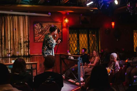 Live Comedy Shows in Philadelphia: Best Clubs & Improv Groups - Thrillist Comedy Show Aesthetic, Comedy Club Aesthetic, Stand Up Comedy Aesthetic, Comedy Bar, Comedy Shows, San Myshuno, Early 20s, Night Bar, Comedy Nights