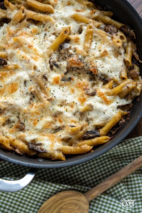 Dig into a bowl of this Baked Garlic Mushroom and Ricotta Pasta dish - garlicky, cheesy and delicious!! Pickling Onions, Orzo Rice, Pasta Orzo, Fakeaway Recipes, Ricotta Recipes, Speed Foods, Ricotta Pasta, Baked Garlic, Garlic Mushrooms