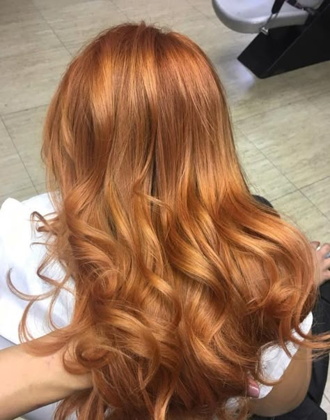 Light Red Hair, Cinnamon Hair, Strawberry Blonde Hair Color, Strawberry Hair, Natural Red Hair, Red Hair Inspo, Ginger Hair Color, Hair Color Auburn, Strawberry Blonde Hair