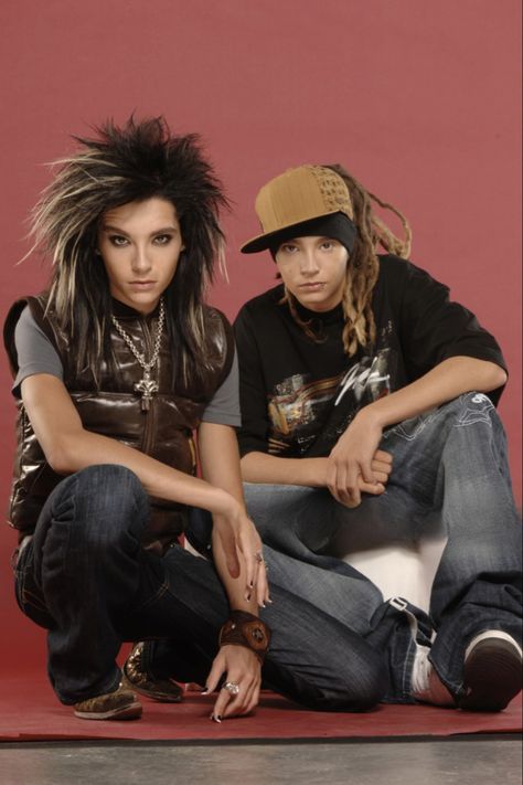 Tom Tokio Hotel, The Kaulitz Twins, Bill And Tom Kaulitz, Tom And Bill Kaulitz, 00s Nostalgia, Tom And Bill, Age Photos, Georg Listing, Tokyo Hotel