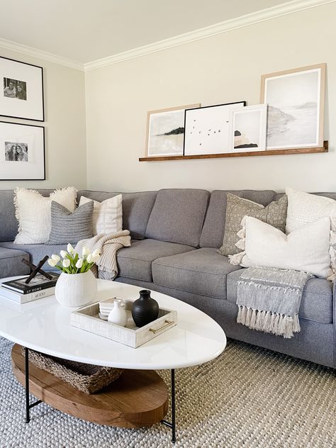 Modern coastal living room, benjamin moore classic gray Living Room Decor Grey Couch, Modern Coastal Living Room, Photo Reel, Rooms Decoration, Gray Living Room Design, Grey Sofa Living Room, Gray Sectional, Grey Couch, Grey Couch Living Room