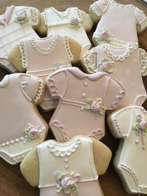 Onesie Cookies, Baby Shower Sweets, Baby Shower Cakes Girl, Pink Onesie, Baby Shower Tea, Sugar Cookie Designs, Pretty Cookies, Baby Cookies