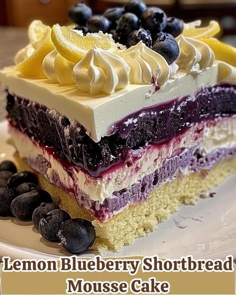 Blueberry Shortbread, Blueberry Mousse, Blueberry Desserts Recipes, Lemon Blueberry Cheesecake, Dessert From Scratch, Chilled Desserts, Macaron Cookies, Mousse Dessert, Summer Baking