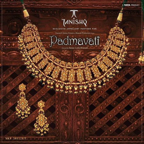 Jadau is the elaborate and extensive process of embedding gemstones in gold. Explore more of such gorgeous jewel pieces from… Tanishq Jewellery Gold Necklaces Bridal, Padmavati Jewellery, Tanishq Jewellery Gold Necklaces, Jewellery Creative, Tanishq Jewellery, Pure Gold Jewellery, Clean Gold Jewelry, Buy Gold Jewelry, Gold Jewelry Outfits