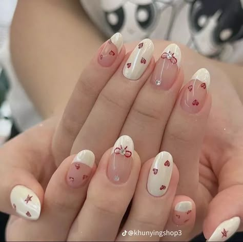 Cute Nails White, Nail Inspo French Tip, Nail Inspo French, Ig Nails, Art Nail Ideas, Savage Wallpapers, Quick Nail Art, Fake Nails Designs, Beauty Hacks Nails