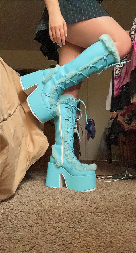 Blue Fur, Platform Lace Up Boots Amber Aesthetic, Mlp Designs, 2025 Wardrobe, Gothic Angel, Png Clothes, Melbourne Fashion, 2000s Outfits, Colorful Shoes, Girly Shoes