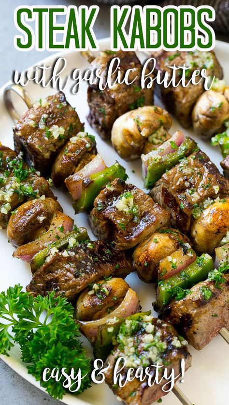 Grilled Kabob Recipes, Grilling Kabobs, Steak Kabobs, Beef Skewers, Thanksgiving Menu Ideas, Doner Kebab, Easy Steak, Grilled Dinner, Kabob Recipes