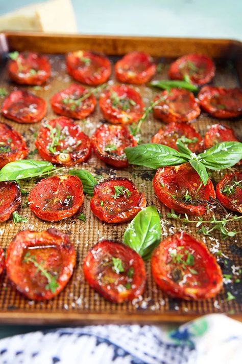 Easy Oven Roasted Tomatoes - The Suburban Soapbox Fire Roasted Tomatoes In Oven, Fire Roasted Tomatoes Recipe, Oven Roasted Cherry Tomatoes, Cherry Tomato Pasta Sauce, Roasted Tomato Recipes, Pasta Sauce Recipes Tomato, Roasted Tomato Pasta, Oven Roasted Tomatoes, Slow Roasted Tomatoes