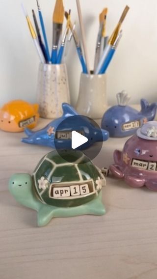 Clay Animal Calendar, Clay Calendar Diy, Air Dry Clay Calendar, Clay Sea Animals, Clay Calendar, Ceramic Calendar, Handcraft Ideas, Clay Turtle, Food Drawings