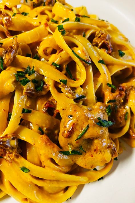 pasta in a dish Chipotle Peppers Recipes, Chipotle Steak Pasta, Adobo Pepper Recipe, Chipotle Cream Sauce Pasta, Chipotle Alfredo Pasta, Chipotles In Adobo Sauce Recipes, Chipotle Chili In Adobo Sauce Recipes, Chipotle In Adobo Sauce Recipes, Spicy White Sauce Pasta