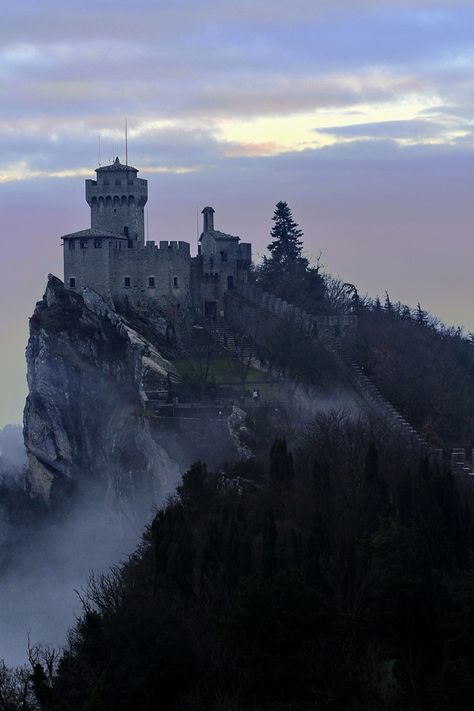 This comes the closest to matching my mind's eye picture oc Buckkeep castle and keep. From Robin Hobb's  the Assassin series as well as The Tawney man series. San Marino Italy, Castles Around The World, High Castle, Castles Of The World, Castle In The Sky, Italy Photo, Beautiful Castles, A Castle, Beautiful Buildings