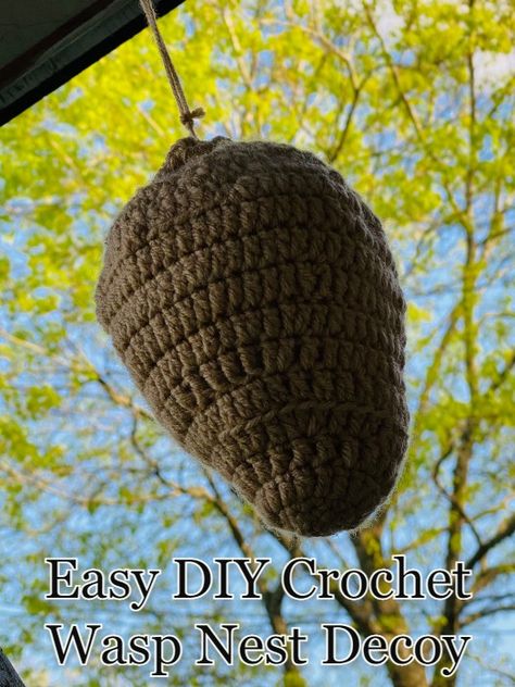 Crochet Wasp Nest, Fake Wasp Nest, Hornet Nest, Easy Diy Crochet, Bee Nest, Hornets Nest, Wasp Nest, Crochet Hanging, Crocheted Things