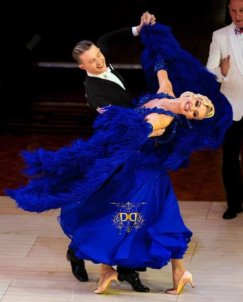 Ballroom Aesthetic Dance, Ballroom Dancing Aesthetic, Ballroom Dance Photography, Ballroom Dance Competition, Ballroom Dress Inspiration, Ballroom Dancing Dresses Latin, Ballroom Standard Dress, Ballroom Competition, Ballroom Dance Latin