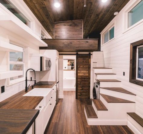 10-Foot Wide Tiny House with Amazing Bathroom by California Tiny House Wide Tiny House, Mini Studio, Small Tiny House, Tiny House Builders, Tiny House Interior Design, Garage Studio, Airbnb Promotion, Tiny House Loft, Best Tiny House