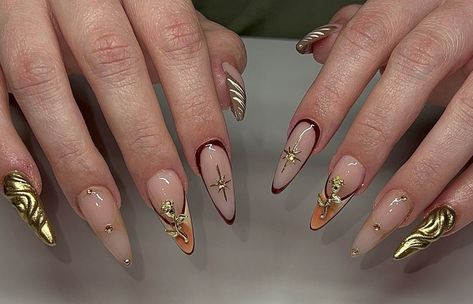 Fall Gel X Nails, Gold Accent Nail, Accent Nail Designs, Senior Things, Hello Nails, Vintage Nails, Ombre Acrylic Nails, Nails Aesthetic, Nails Set