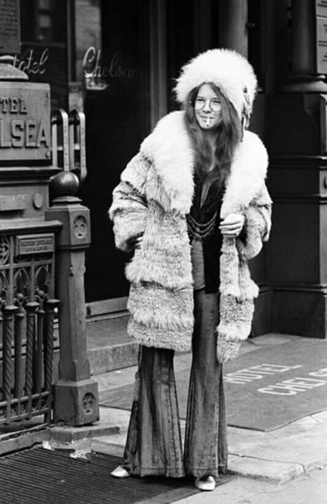 Hotel Chelsea Nyc, Janice Joplin, Hotel Chelsea, Acid Rock, Chelsea Hotel, Iggy Pop, We Will Rock You, Patti Smith, Rock N’roll