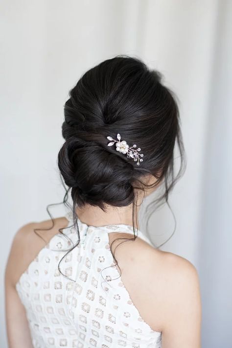 Asian Hair Updo, Tea Ceremony Hair, Asian Wedding Hair, Bridesmaid Hairdo, Low Bun Wedding Hair, Bride Hairstyles Updo, Asian Wedding Makeup, Asian Bridal Hair, Summer Wedding Hairstyles