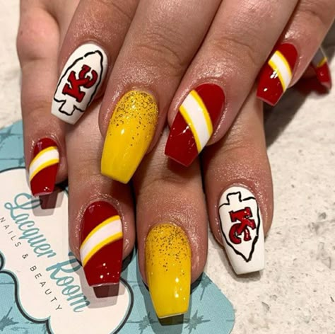 Kansas City Chiefs Acrylic Nails, Chiefs Nails Kansas City, Red And Yellow Nail Designs, Kc Chiefs Nails Art Designs, Kansas City Chiefs Nails Designs, Chief Nails, Chiefs Nail Designs, Kansas City Chiefs Nails, Kc Chiefs Nails