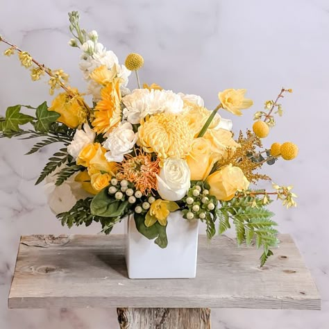 Flower Arrangements White, Yellow Flower Arrangements, Truckee California, White Floral Arrangements, White Flower Arrangements, Spider Mums, Colorful Arrangements, Spring Flower Arrangements, Yellow Bouquets