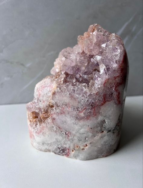 Pink Amethyst Crystal, Opal Eyes, Crystal Vibes, Higher Purpose, Apple Watch Wallpaper, Lucid Dreaming, The Heart Chakra, Minerals And Gemstones, Emotional Balance