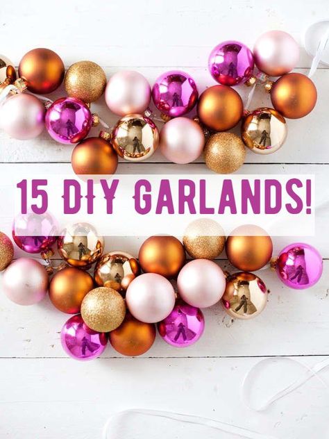 Ornaments Balls Ideas, Glass Garland Christmas Tree, Diy Christmas Decorations With Ornaments, Christmas Garland Ornaments, What To Do With Ornaments, Diy Garland For Tree, Alternative Garland Ideas, Bauble Display Ideas, Christmas Crafts Garland