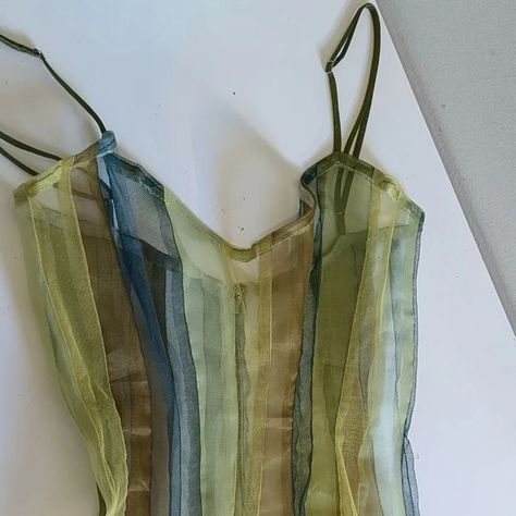 Kristin Mallison on Instagram: "Green silk organza dress 🌿 Available now at the link in my bio <3" Sewing With Organza, Organza Dress Ideas, Kristin Mallison, Organza Ideas, Silk Organza Dress, Organza Dress, Closet Goals, Sparkly Things, Silk Organza